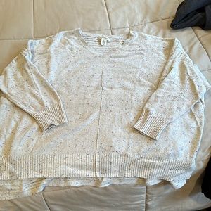 Jessica Simpson Vee neck pull over sweater. Size 3x
